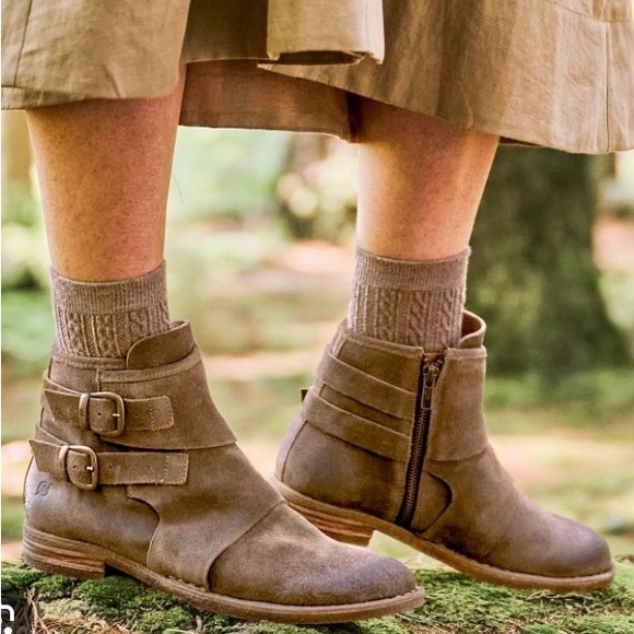 Born Brown Leather Ankle Boots with Buckle Straps Moraga Suede Boot - Picture 12 of 12